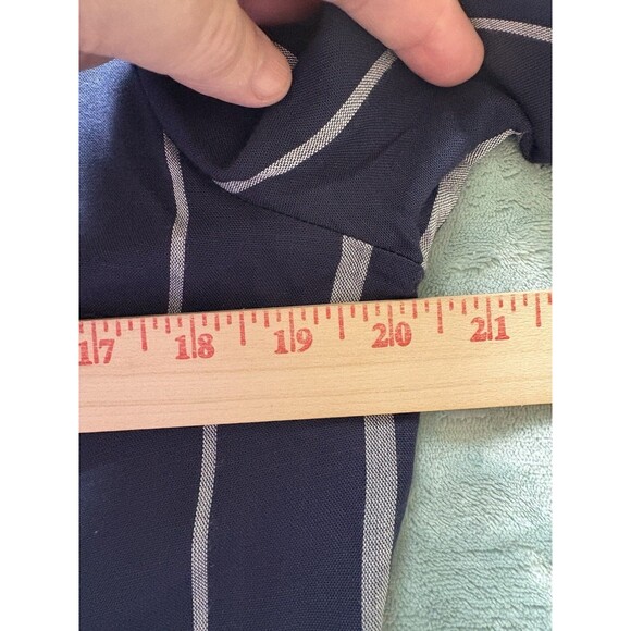 Womens Tunic M Black Gray Stripe 3/4 Bell Sleeves Lace insert V-neck C Est‎ 1946 - Picture 6 of 9